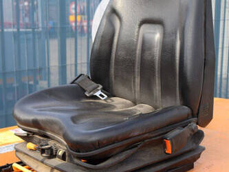 1989-still-r60-35-1439225-46410313