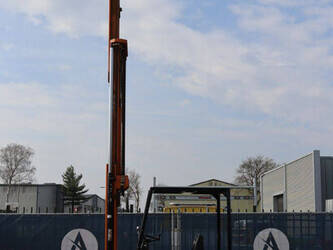 1989-still-r60-35-1439225-46410328