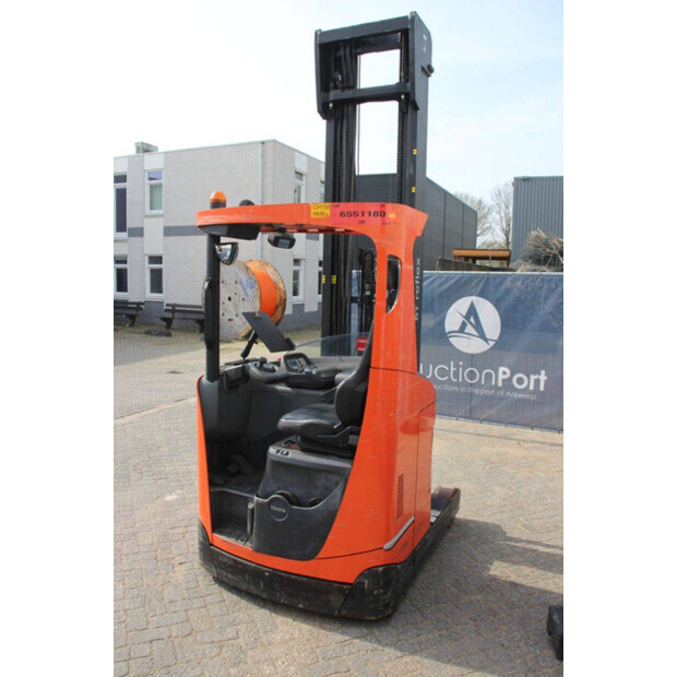 2017 تويوتا RRE140H-46410418