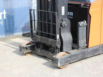 2017-toyota-rre140h-46410422