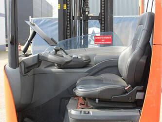 2017-toyota-rre140h-46410427