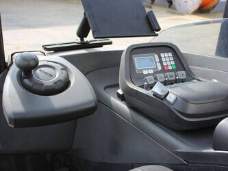 2017-toyota-rre140h-46410429