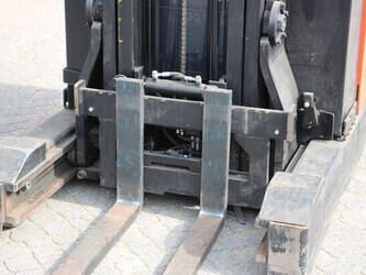 2011-bt-rre140-1439231-46410487