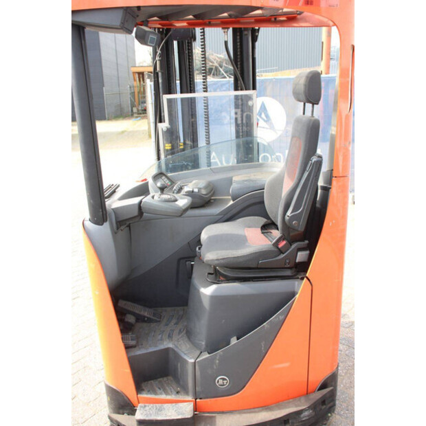 2011 BT RRE140-46410490