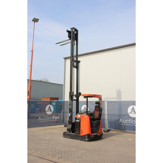 2011 BT RRE140-46410503