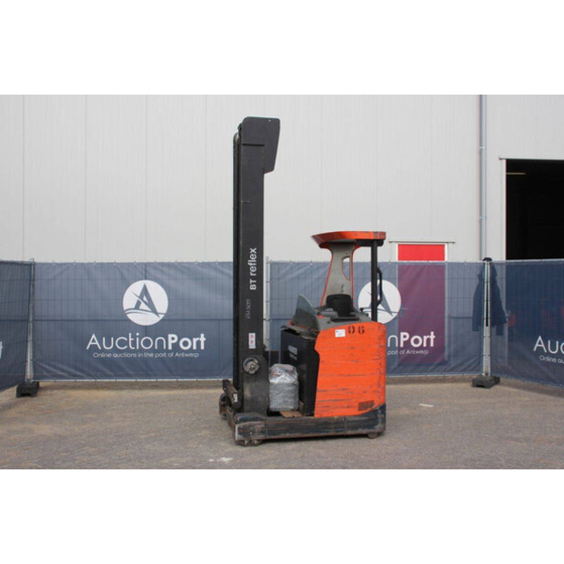 2017 Toyota RRE140H-46410504