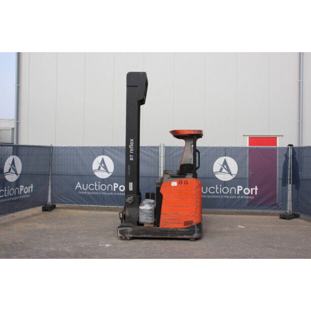 2017 Toyota RRE140H-46410505