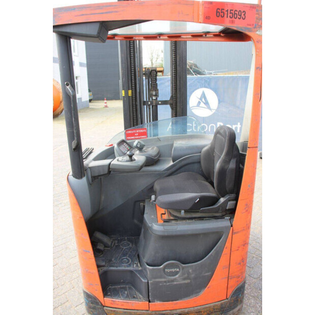 2017 Toyota RRE140H-46410517