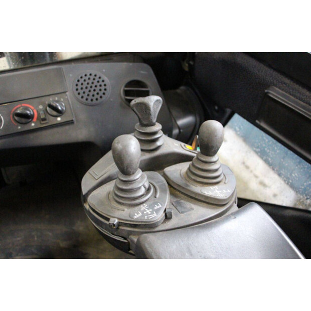 2005 Linde H40T-46410549