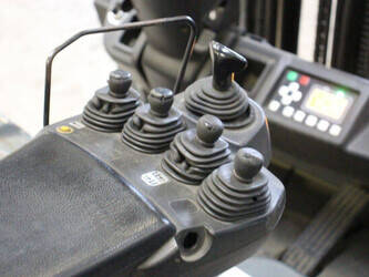 2018-toyota-8fbe18t-1439235-46410615