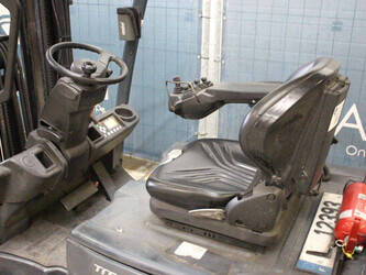 2019-toyota-8fbe18t-46410643