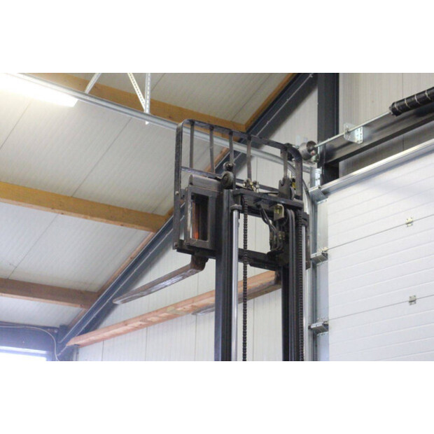 2000 تويوتا 5FBE18-46410740