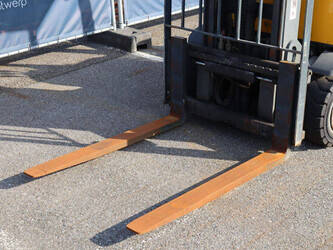 2003-jungheinrich-efg-v-ac-20-46410843