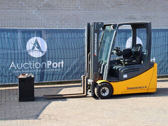 صورة ل رافعات شوكية 2011 جنجهينريتش EFG 220