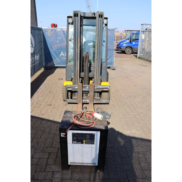 2011 جنجهينريتش EFG 220-46411038