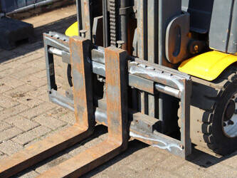 2011-jungheinrich-efg-220-1439248-46411042