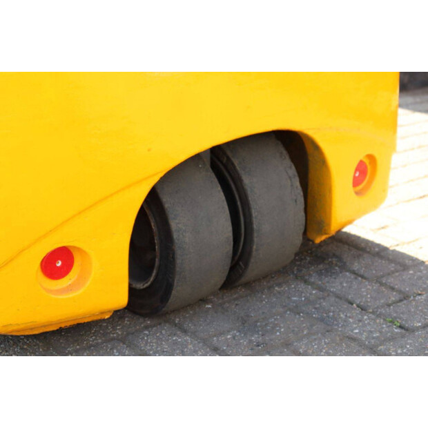 2011 جنجهينريتش EFG 220-46411050