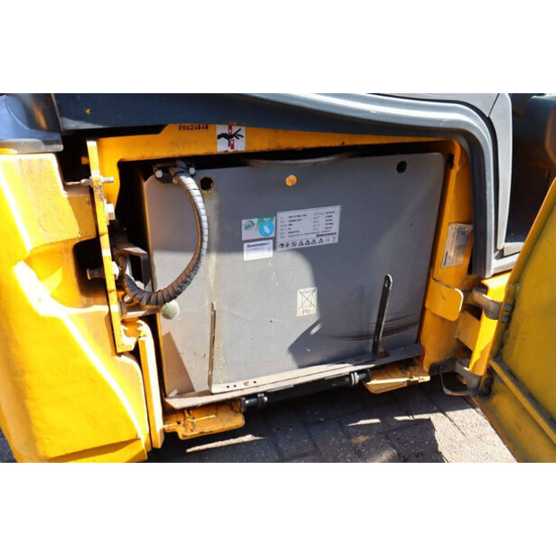 2011 جنجهينريتش EFG 220-46411052