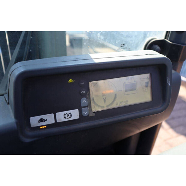 2011 جنجهينريتش EFG 220-46411065