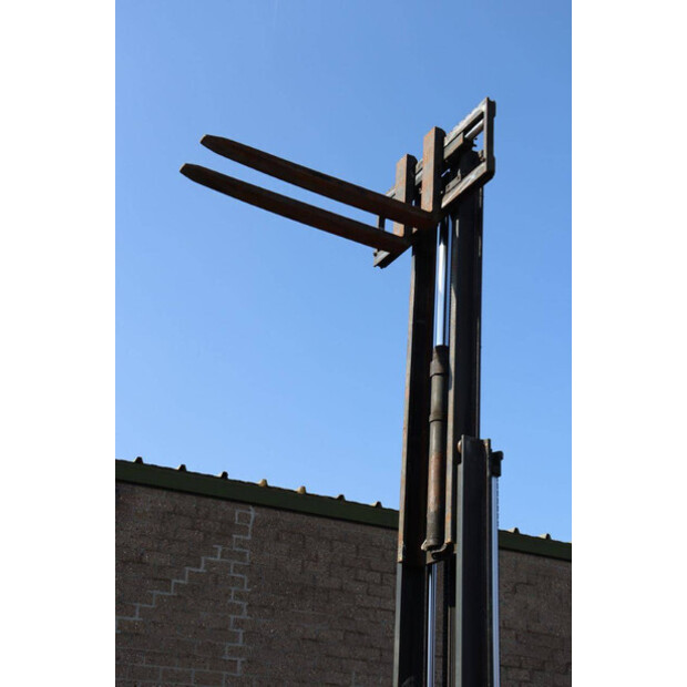 2011 جنجهينريتش EFG 220-46411071