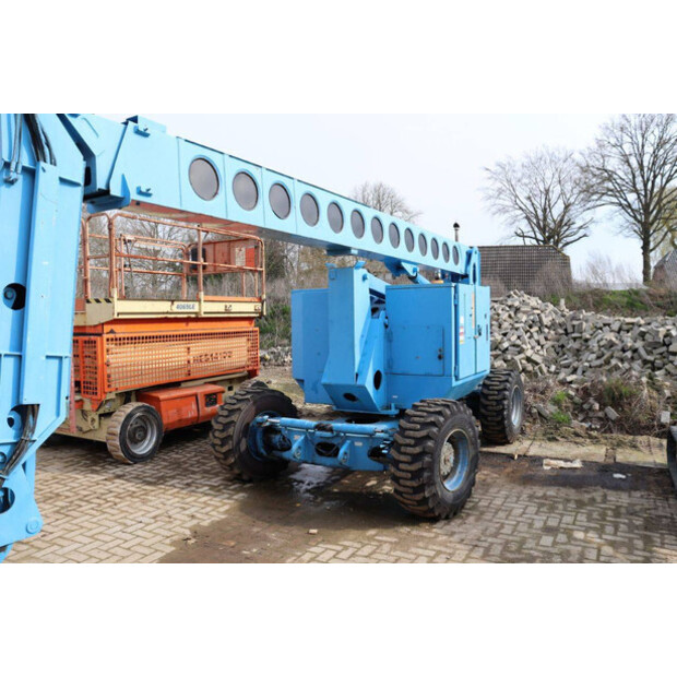 1999 GROVE AMZ 68 XT-46411147