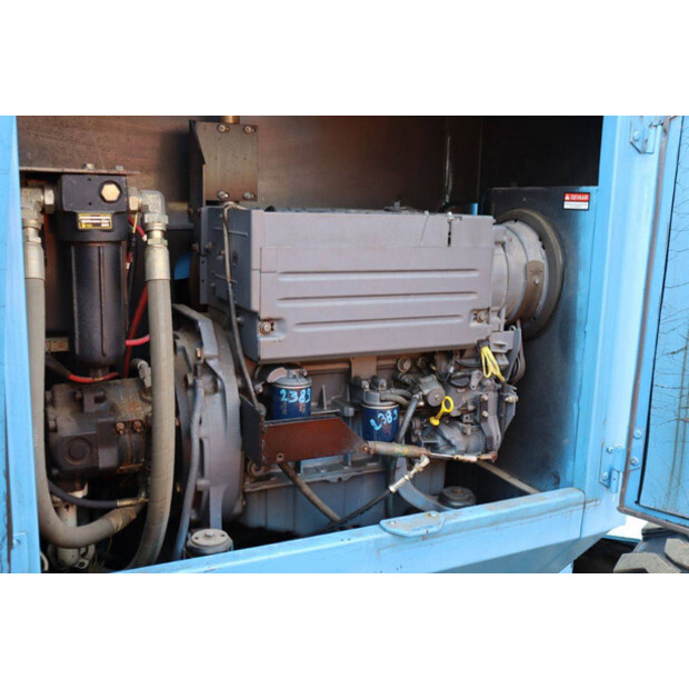 1999 GROVE AMZ 68 XT-46411155