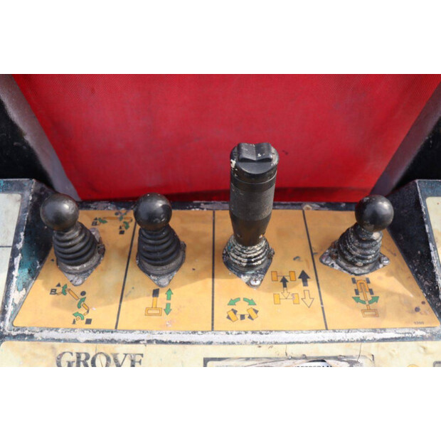 1999 GROVE AMZ 68 XT-46411165