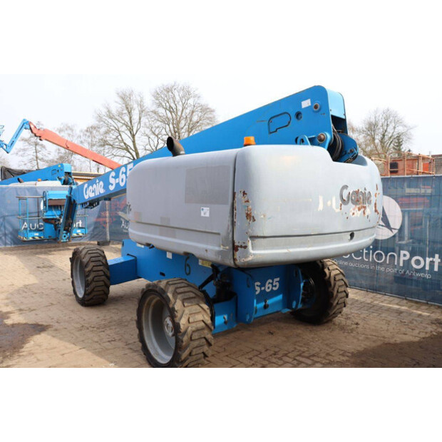 جيني S-65-46411172