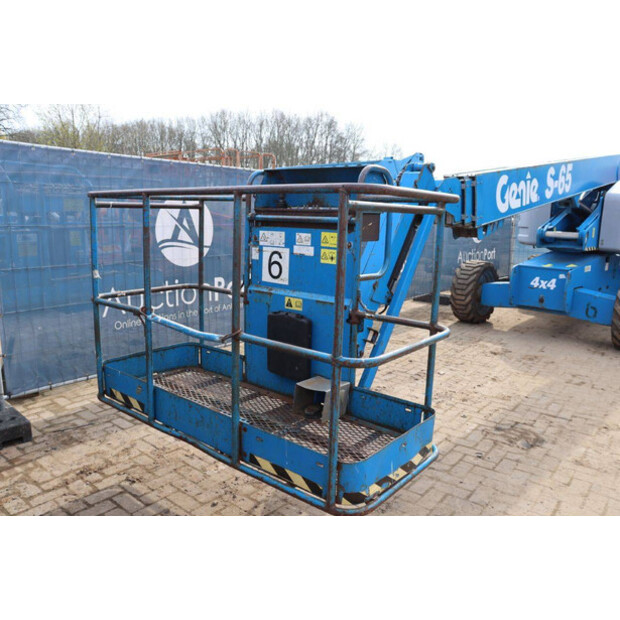 جيني S-65-46411175