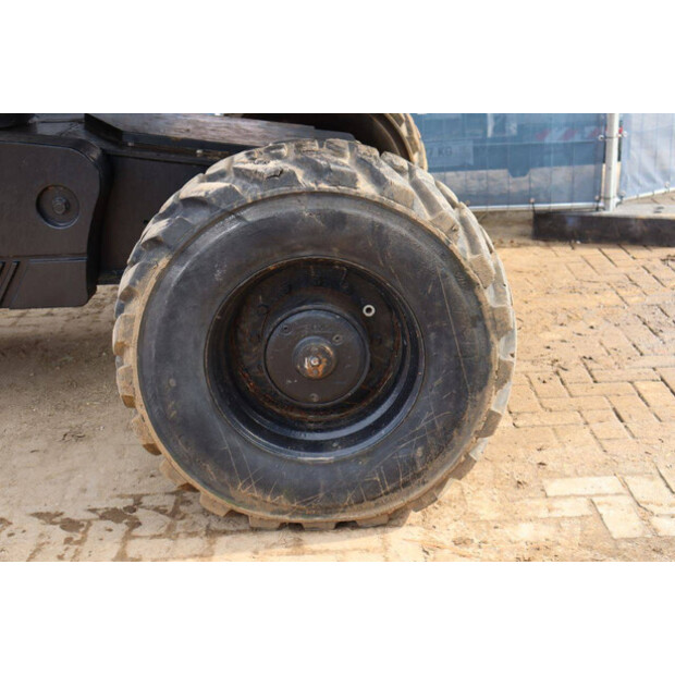 2002 Aichi SP 18A-46411206