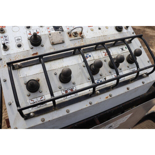 2002 Aichi SP 18A-46411221