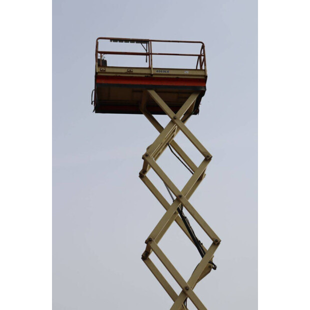 2007 جيه ال جي 4069LE-46411284