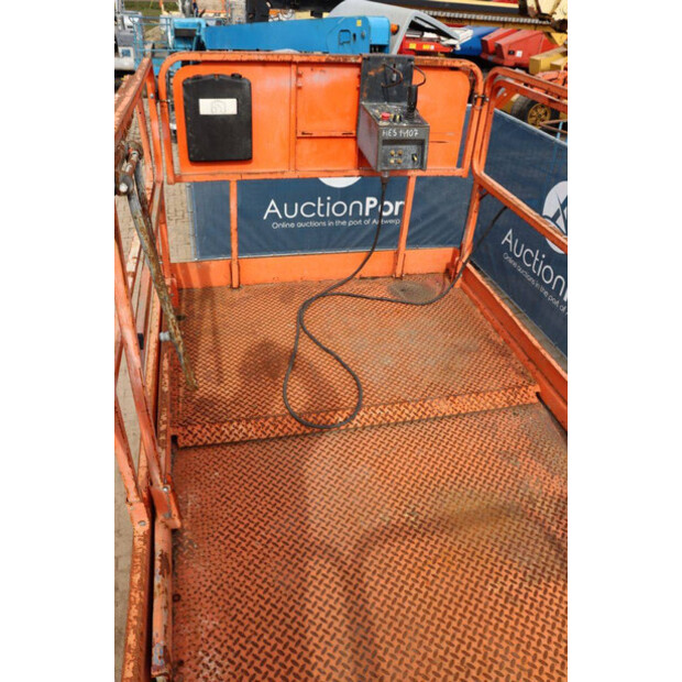 2002 جيه ال جي 4069LE-46411336