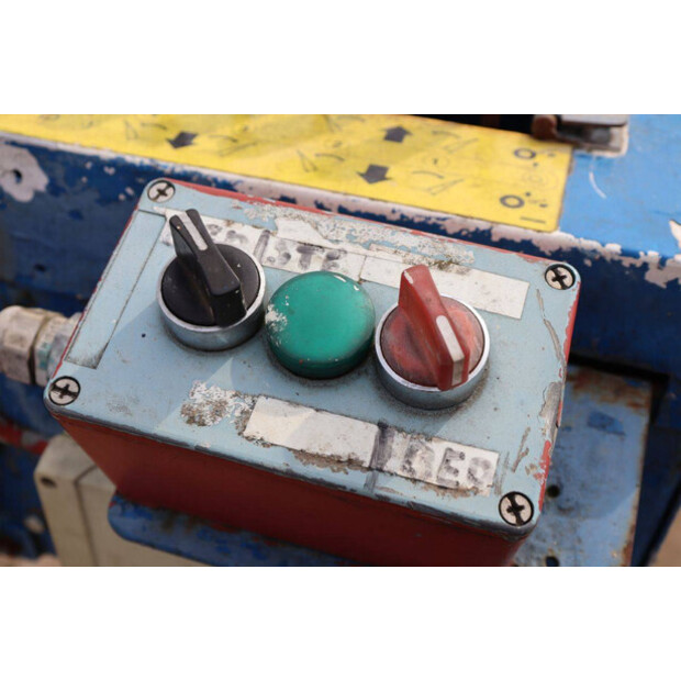 1999 دينكا DL 25 2-46411458