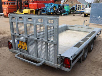 2020-henra-mt35-46411473