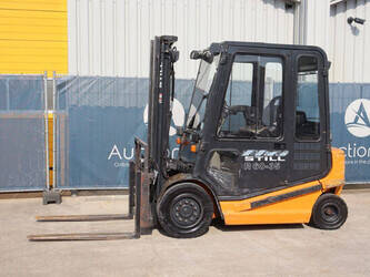 صورة ل رافعات شوكية 2004 ستيل R60-35