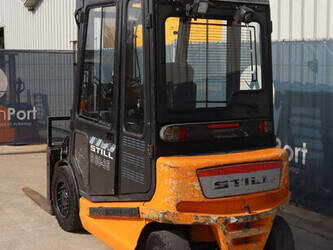 2004-still-r60-35-1439270-46411687