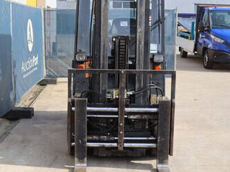 2004-still-r60-35-1439270-46411691