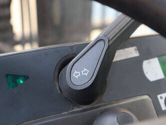 2004-still-r60-35-1439270-46411712