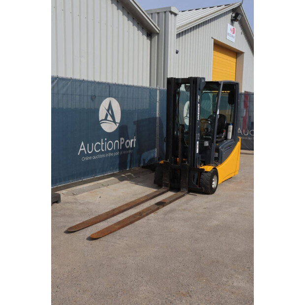 2012 Jungheinrich EFG 220-46411729