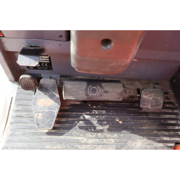 2001 BT CBE 1.6-46411812