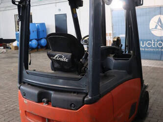 2013-linde-e16-01-1439277-46411942