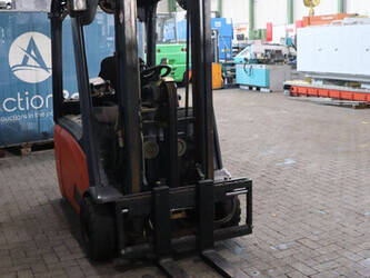 2013-linde-e16-01-1439277-46411943