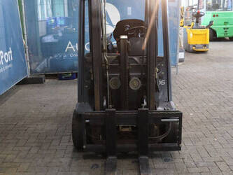 2013-linde-e16-01-1439277-46411944