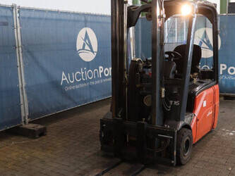 2013-linde-e16-01-1439277-46411945