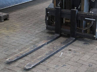 2013-linde-e16-01-1439277-46411946