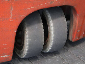 2013-linde-e16-01-1439277-46411951