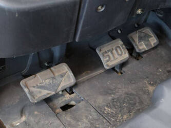 2013-linde-e16-01-1439277-46411960