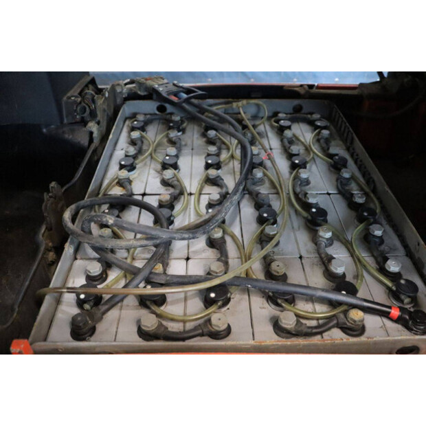 2013 ليندي E16-01-46411970