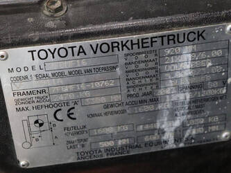 2003-toyota-7fbmf16-1439280-46412052